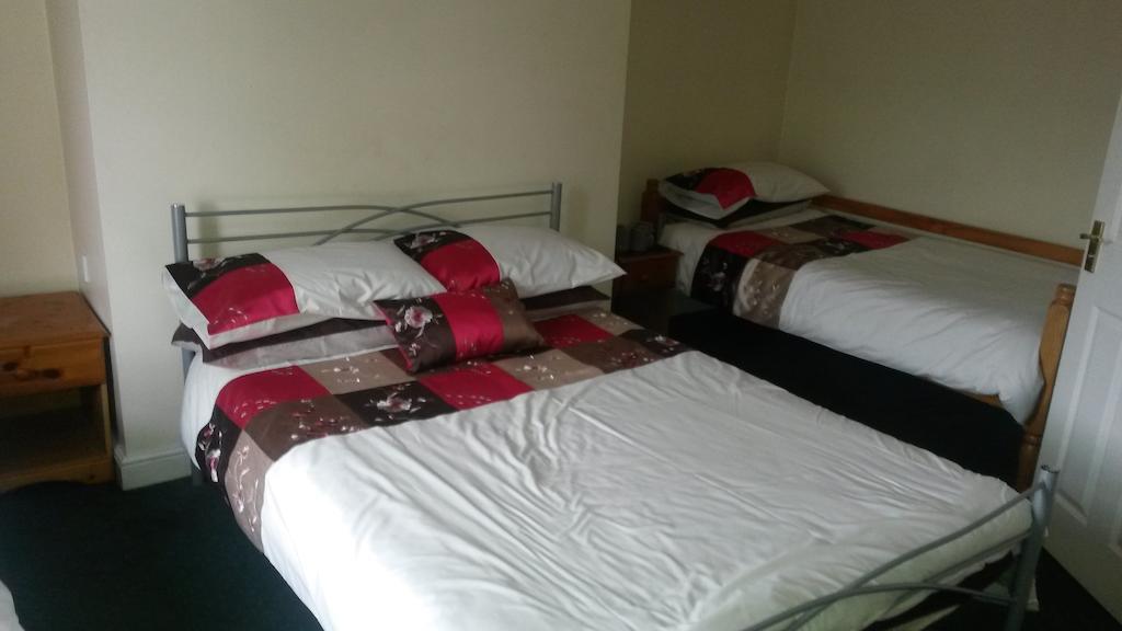 Hôtel The Friar Tucks à Gloucester Chambre photo