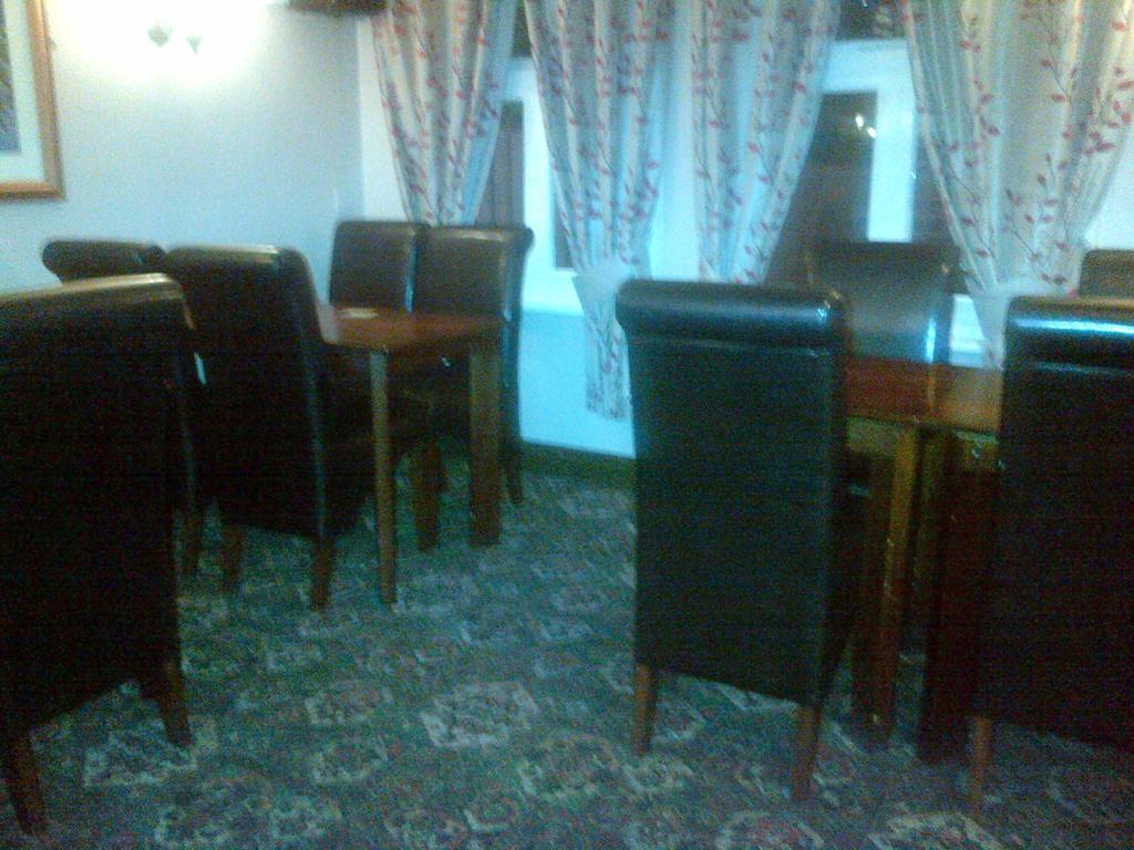 Hôtel The Friar Tucks à Gloucester Extérieur photo