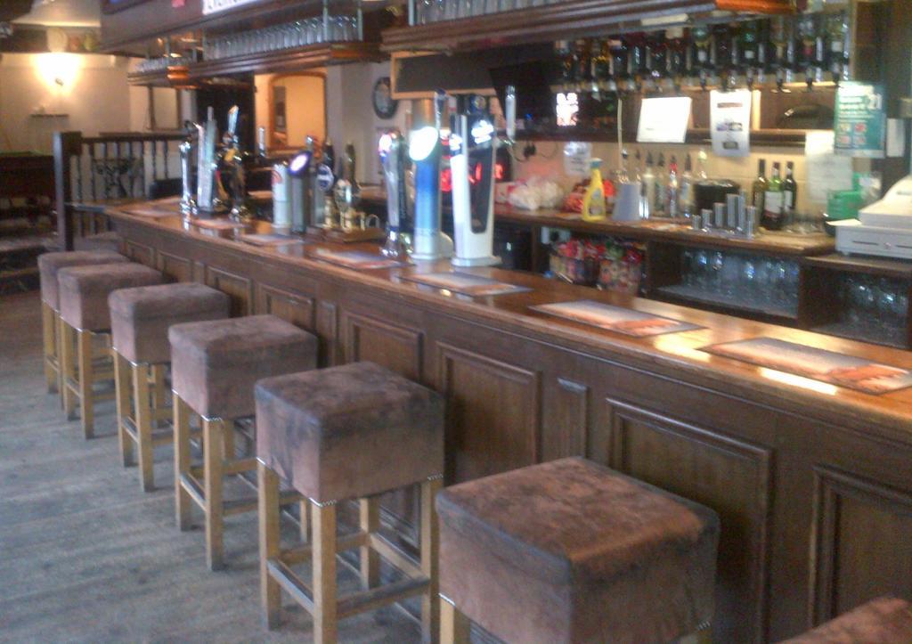 Hôtel The Friar Tucks à Gloucester Extérieur photo