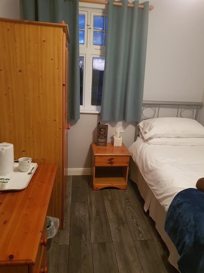 Hôtel The Friar Tucks à Gloucester Extérieur photo
